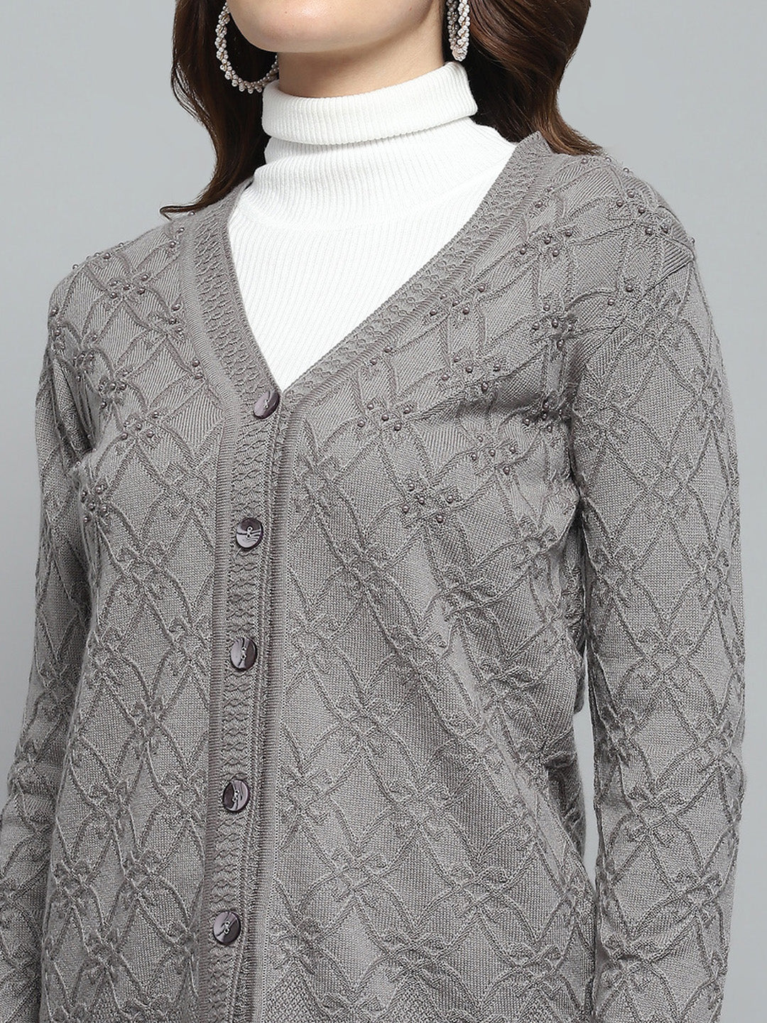 Women Grey Self Design V Neck Full Sleeve Cardigan - Image 6
