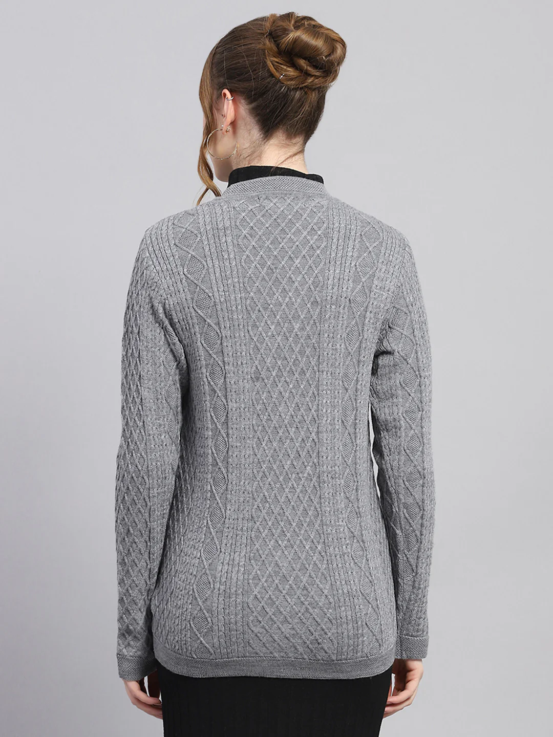 Women Grey Self Design V Neck Full Sleeve Cardigan - Image 5