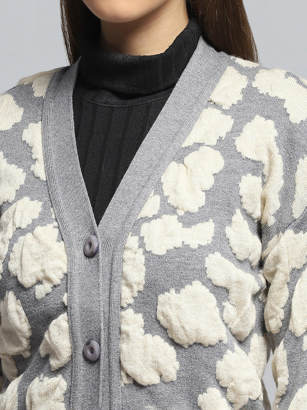 Women Grey Self Design V Neck Full Sleeve Cardigan - Image 7