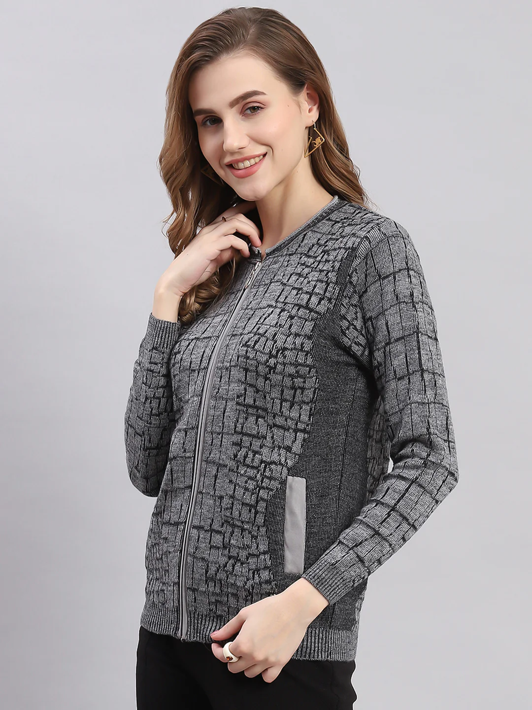 Women Grey Self Design Round Neck Full Sleeve Cardigans - Image 3