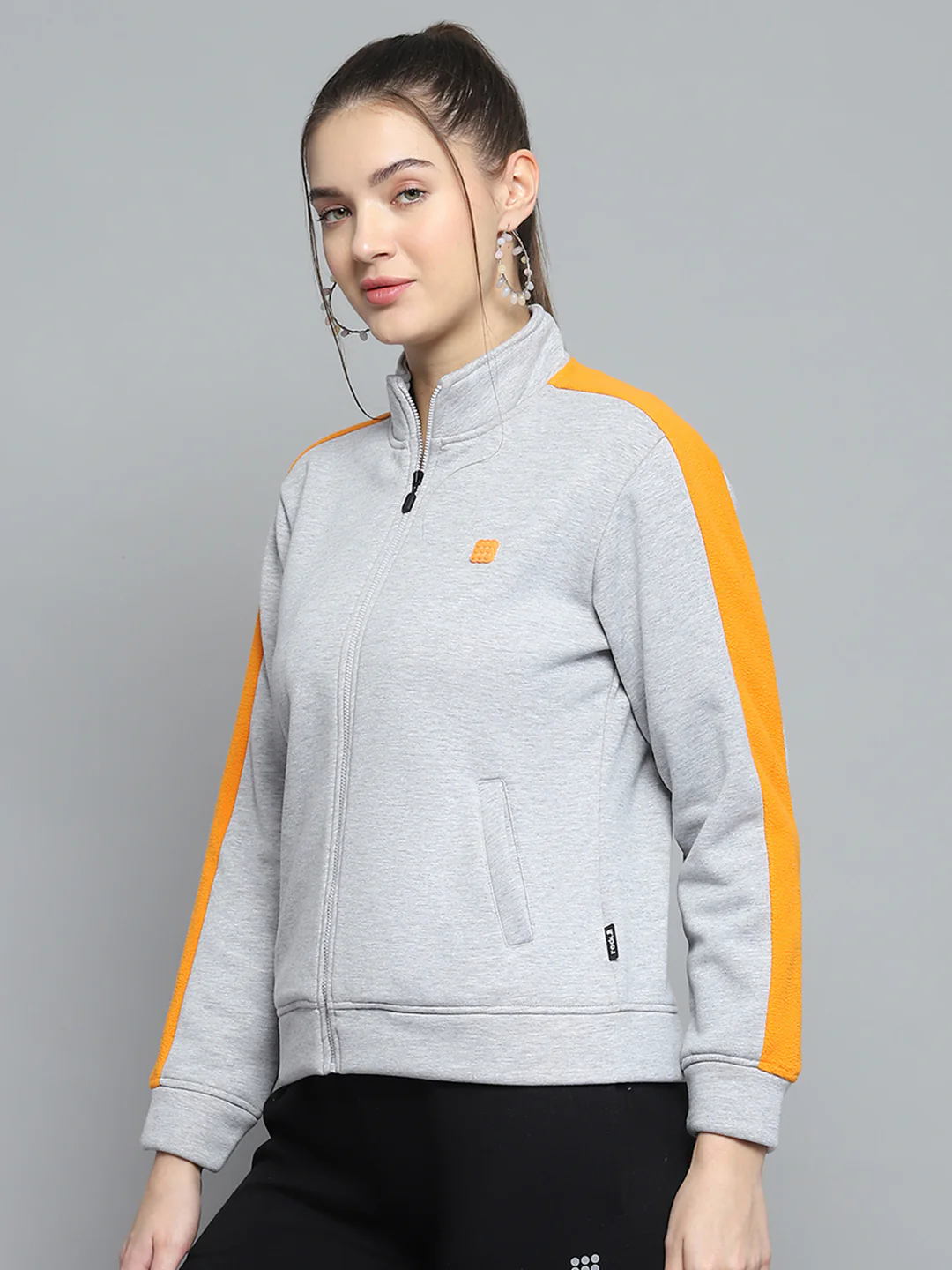 Rock.it Women Grey Solid Mock Neck Full Sleeve Sweatshirt - Image 3