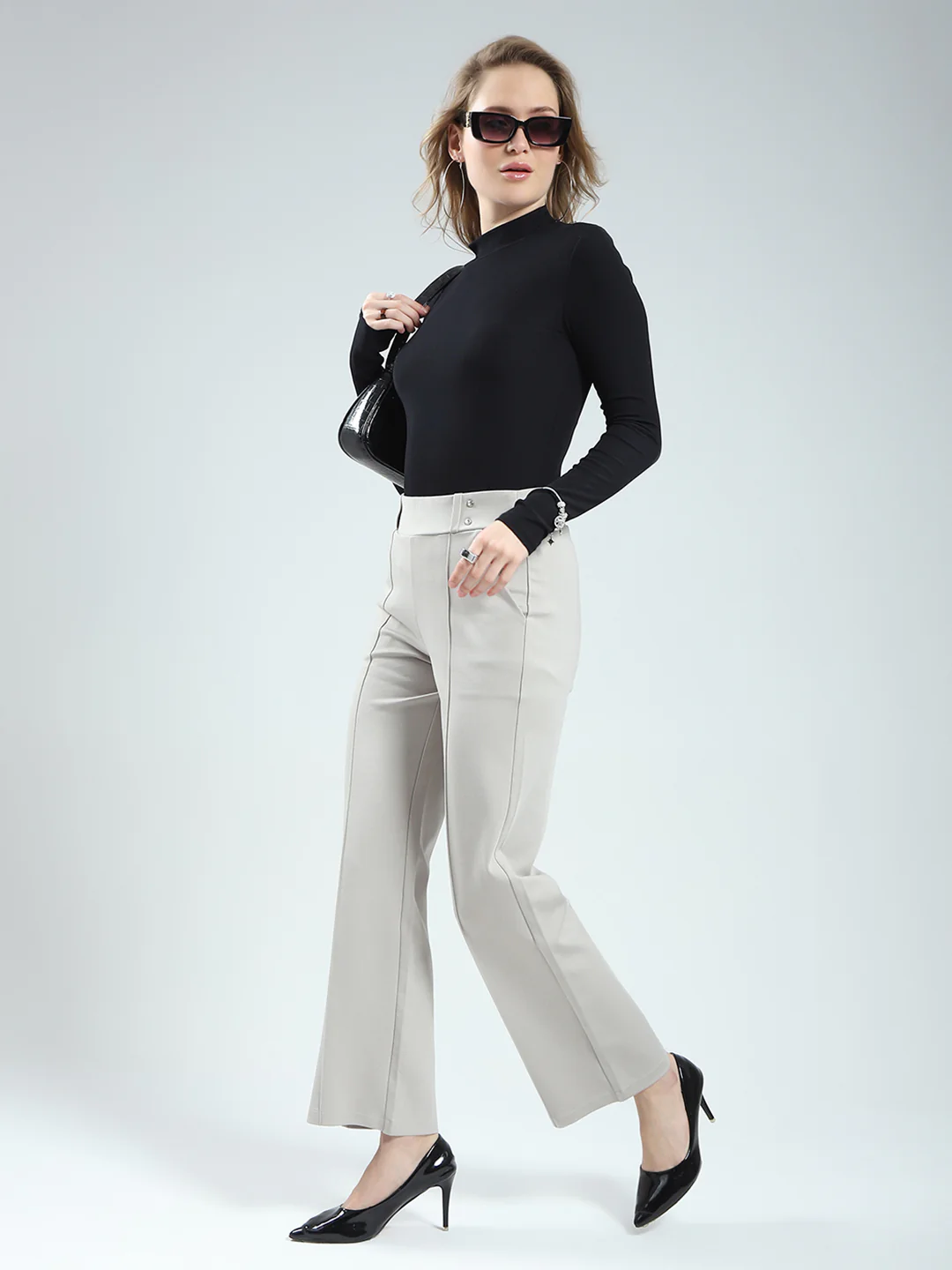 Women Grey Solid Regular Fit Jegging - Image 2