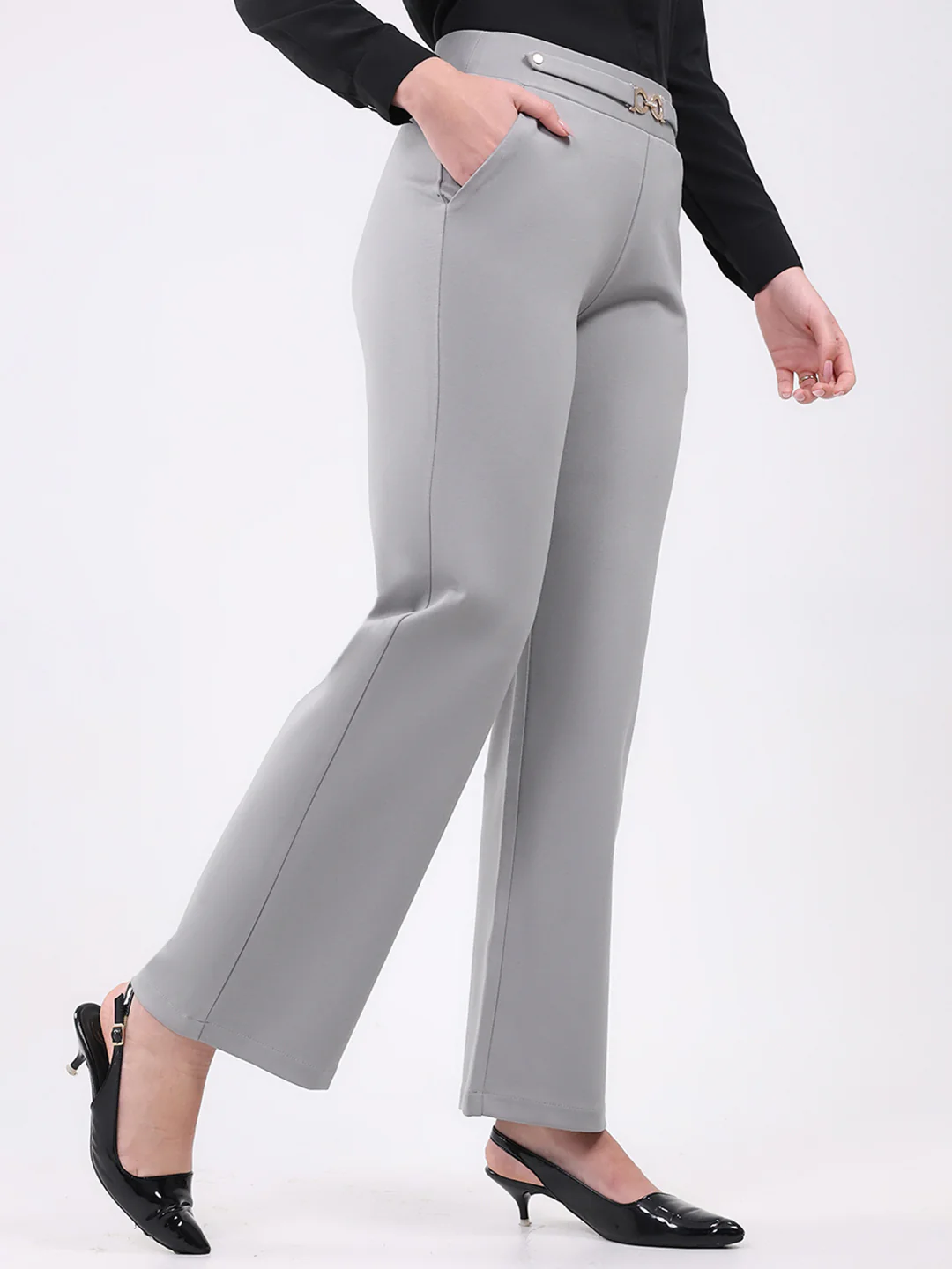 Women Grey Solid Regular Fit Jegging - Image 6