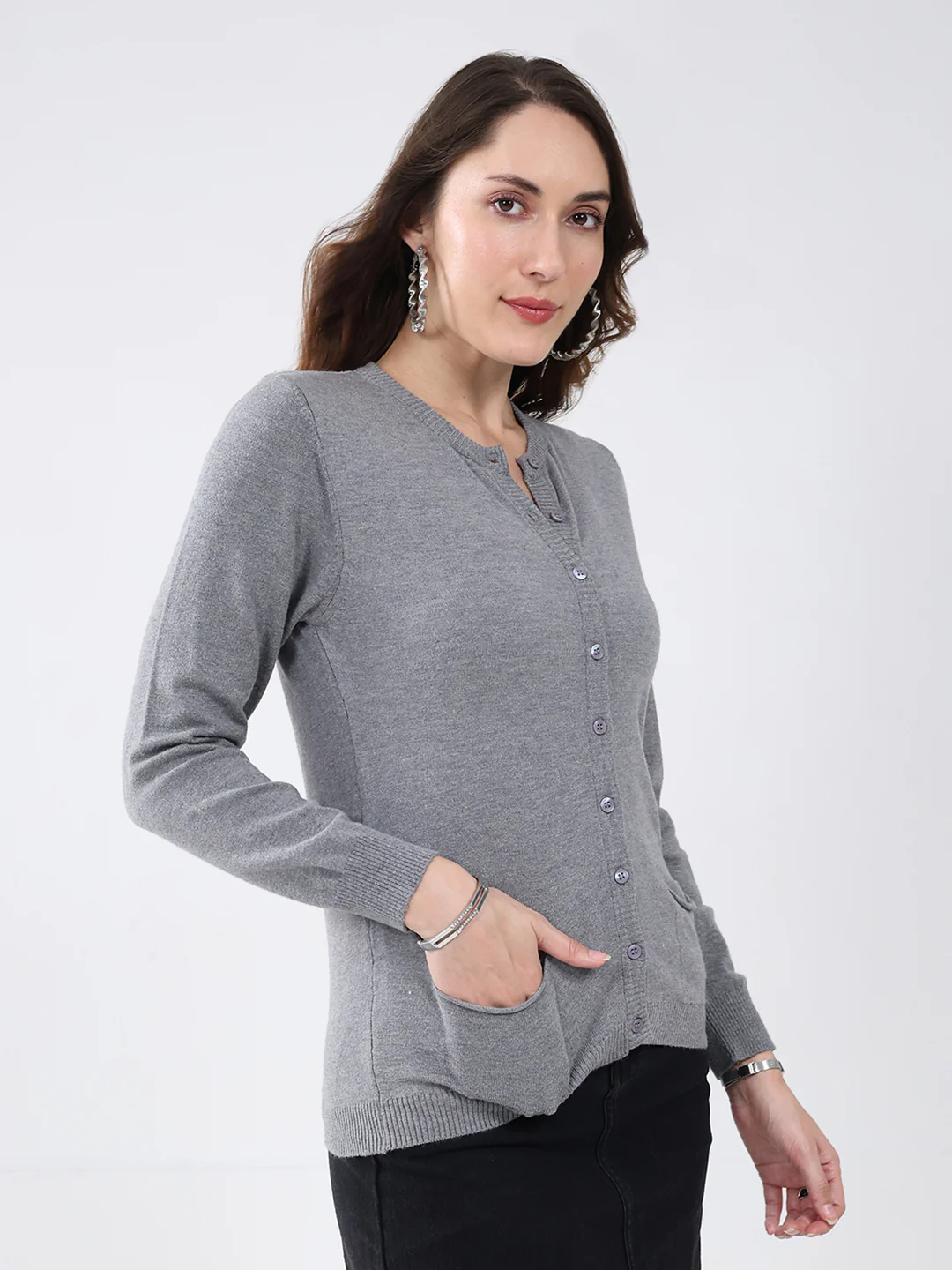 Women Grey Solid Round Neck Full Sleeve Cardigan - Image 4