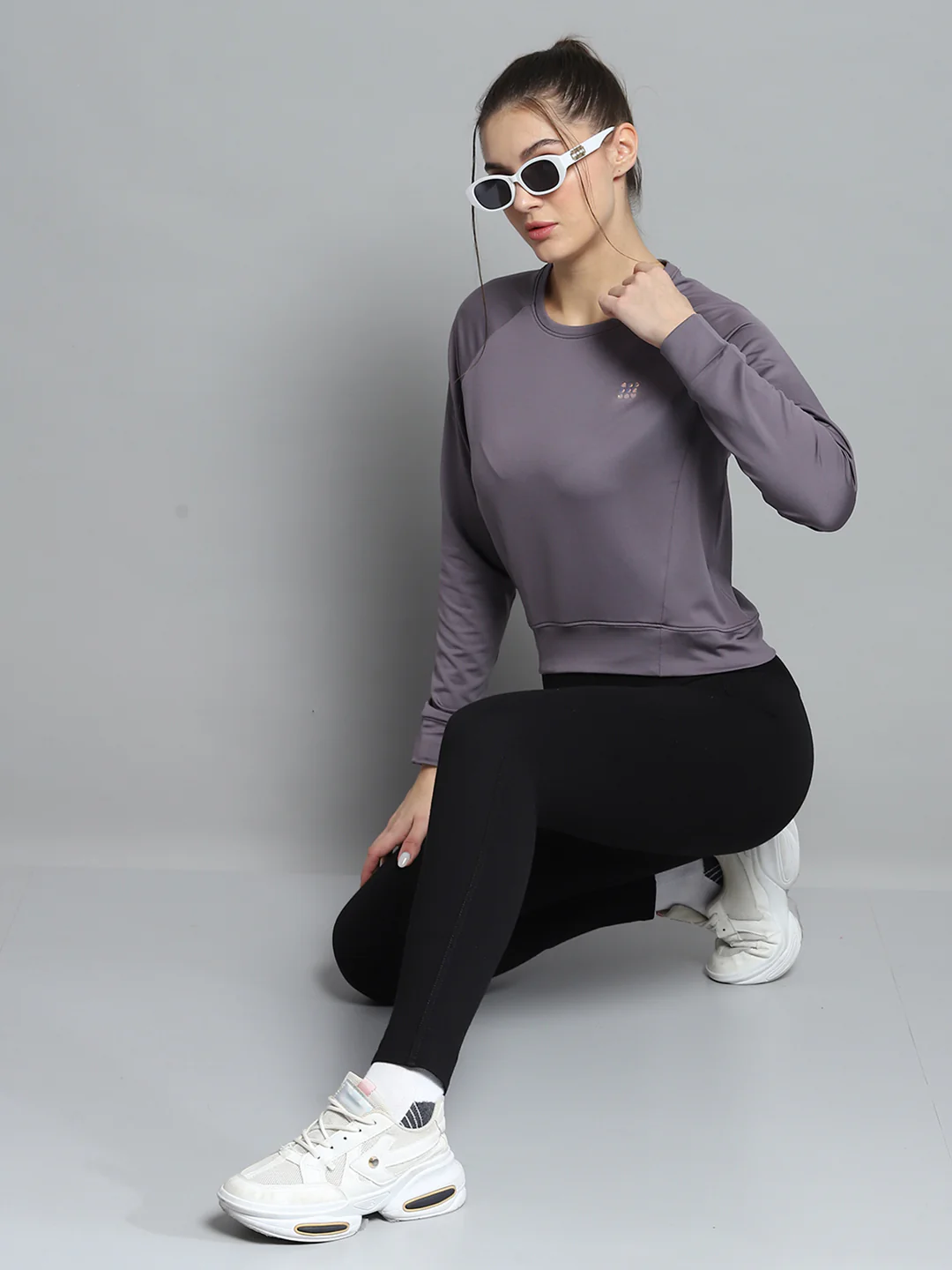 Rock.it Women Grey Solid Round Neck Full Sleeve Sweatshirt - Image 2