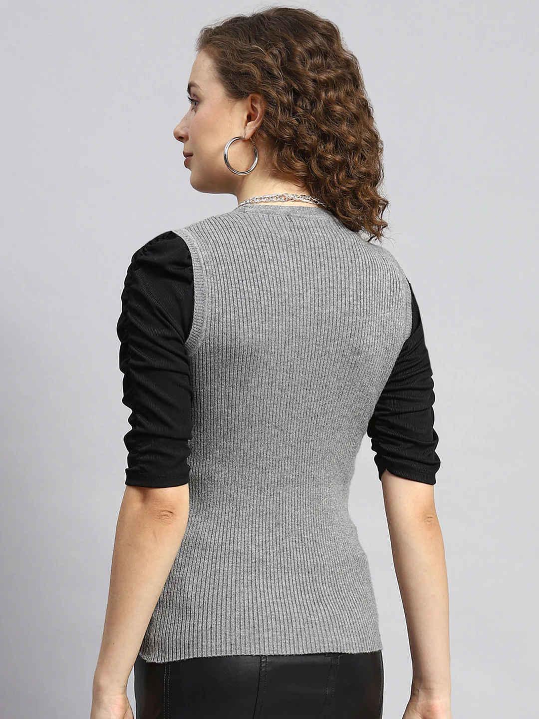 Women Grey Solid Sceavy - Image 5