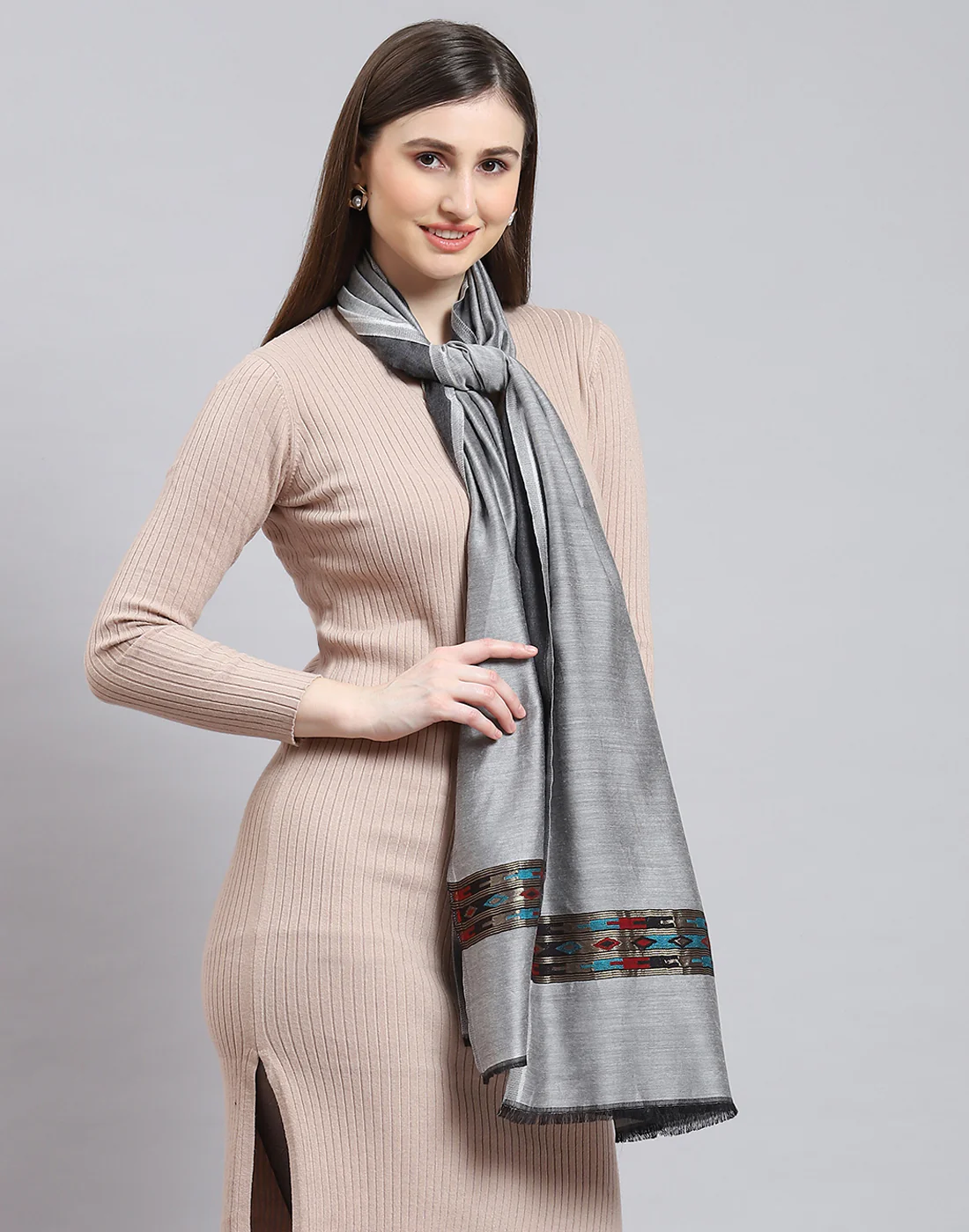Women Grey Solid Stole - Image 5