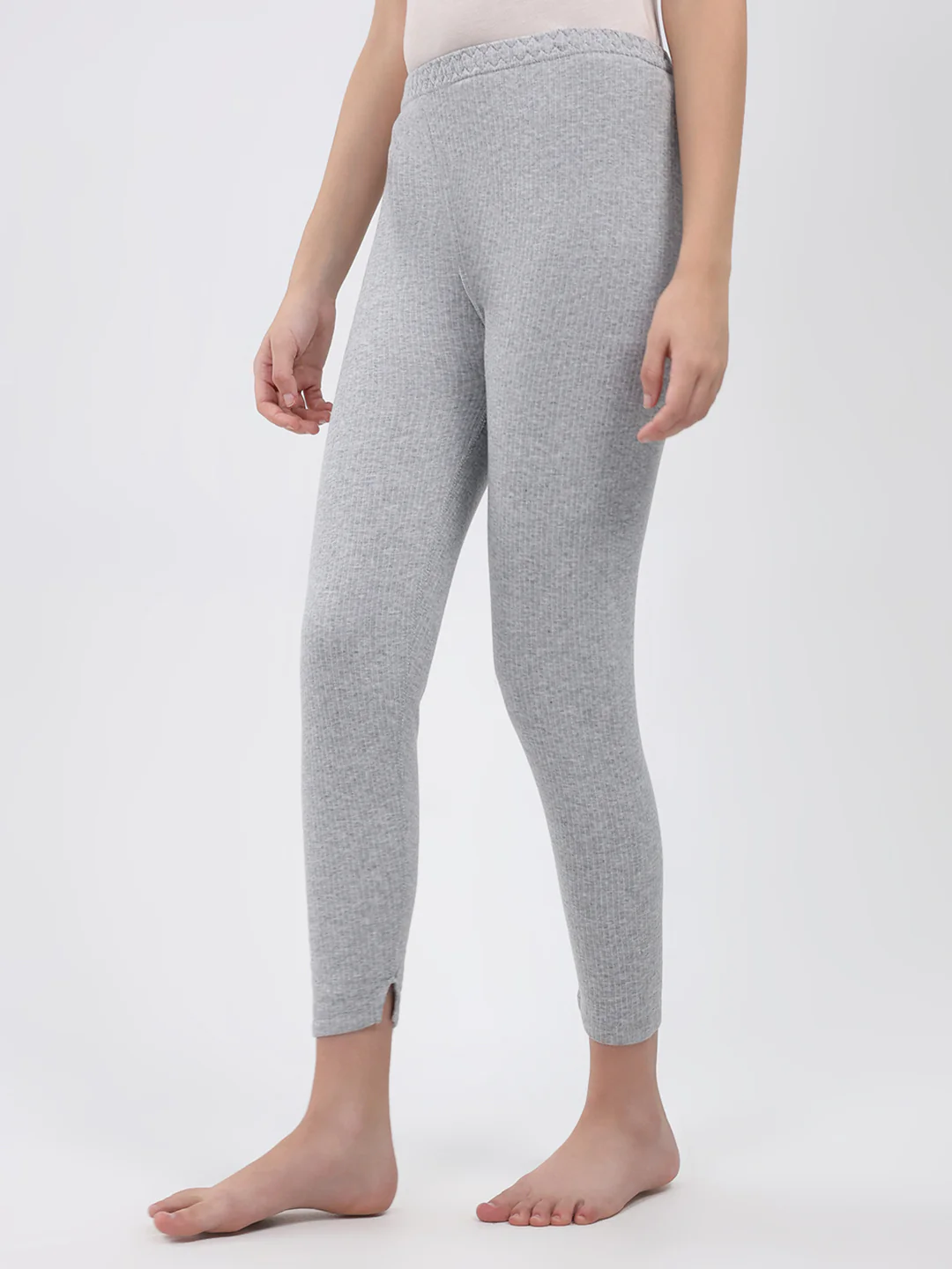 Women Grey Solid Thermal Lower - Image 3