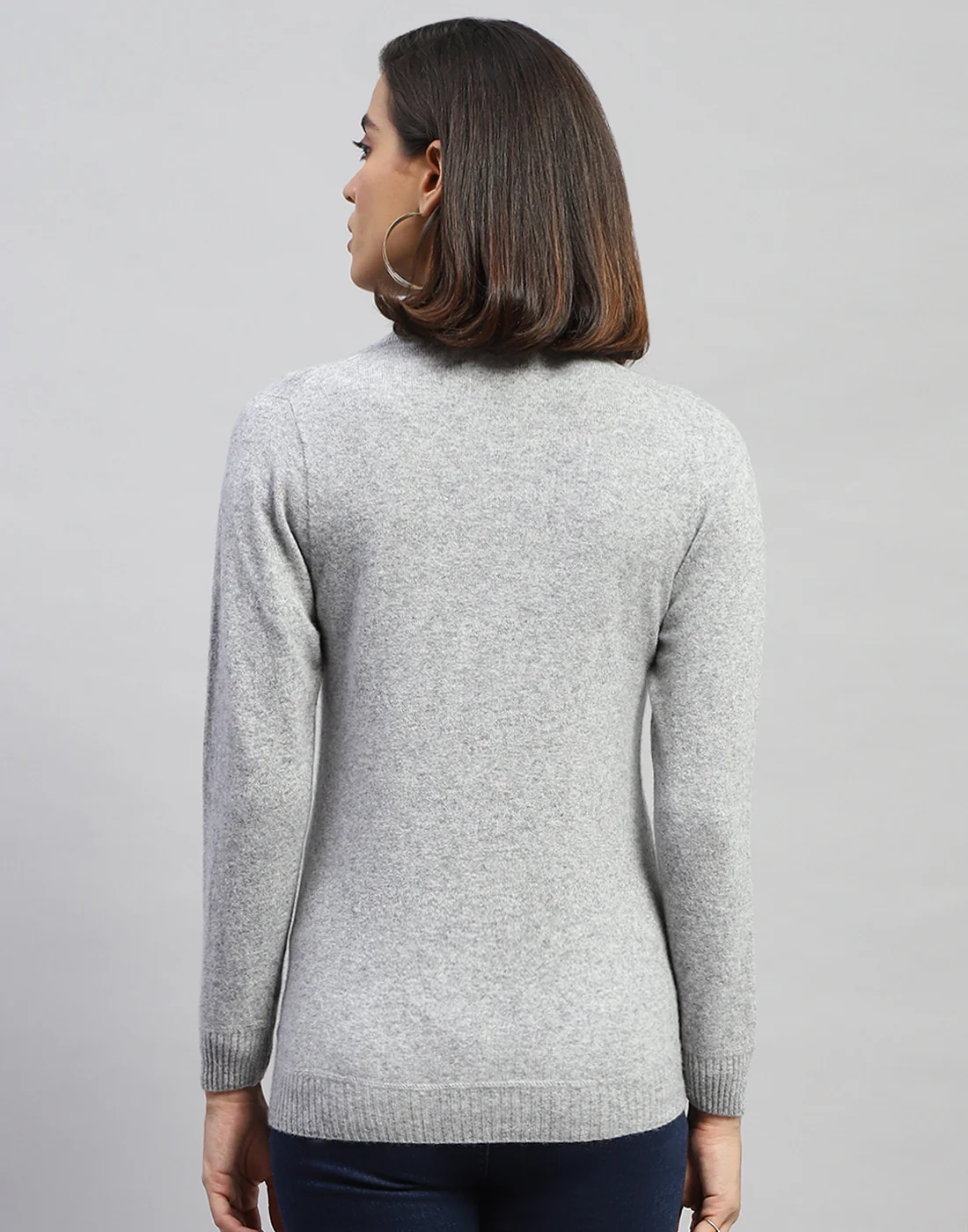 Women Grey Solid V Neck Full Sleeve Cardigan - Image 5