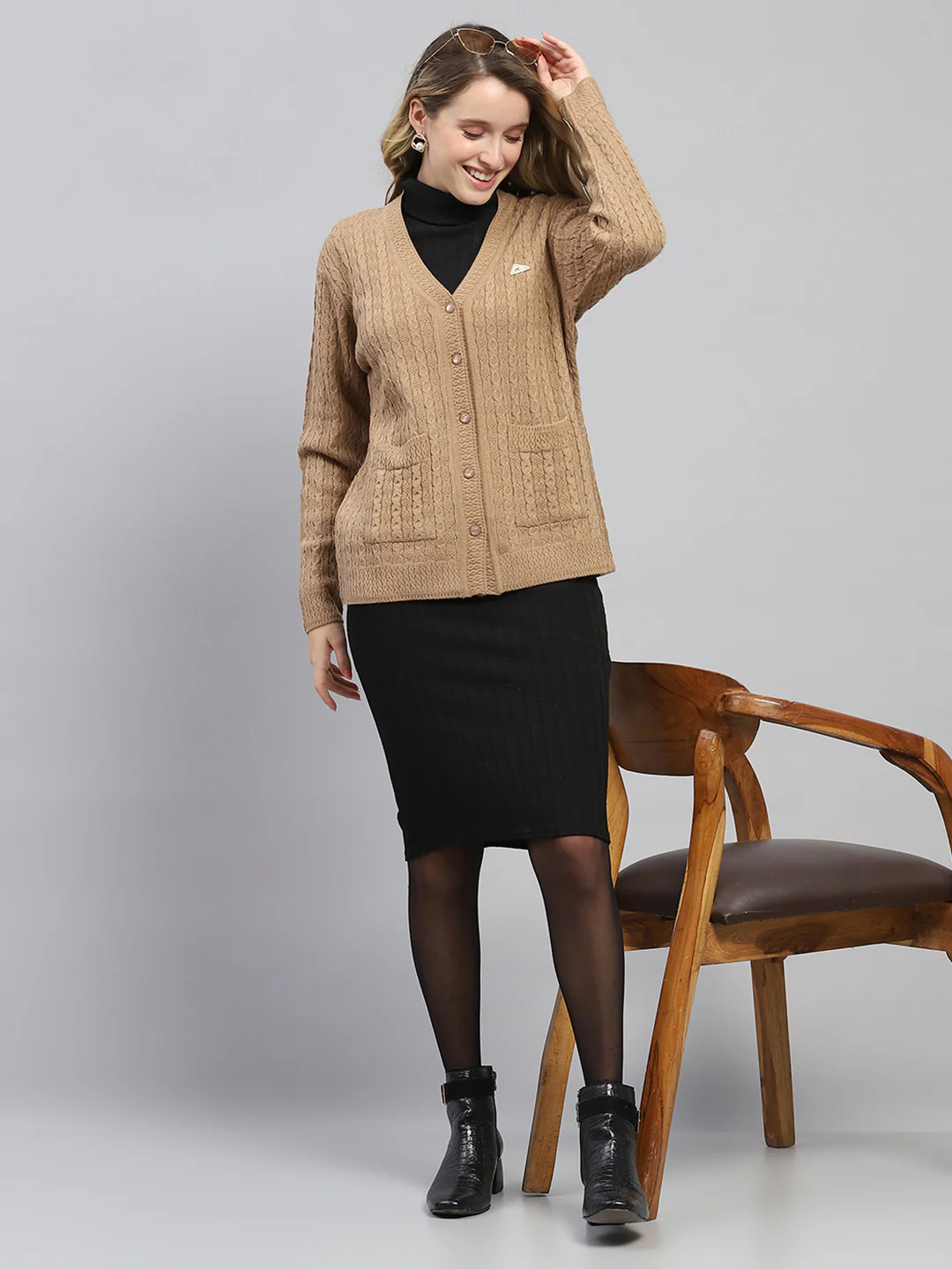Women Khaki Self Design V Neck Full Sleeve Cardigan - Image 2