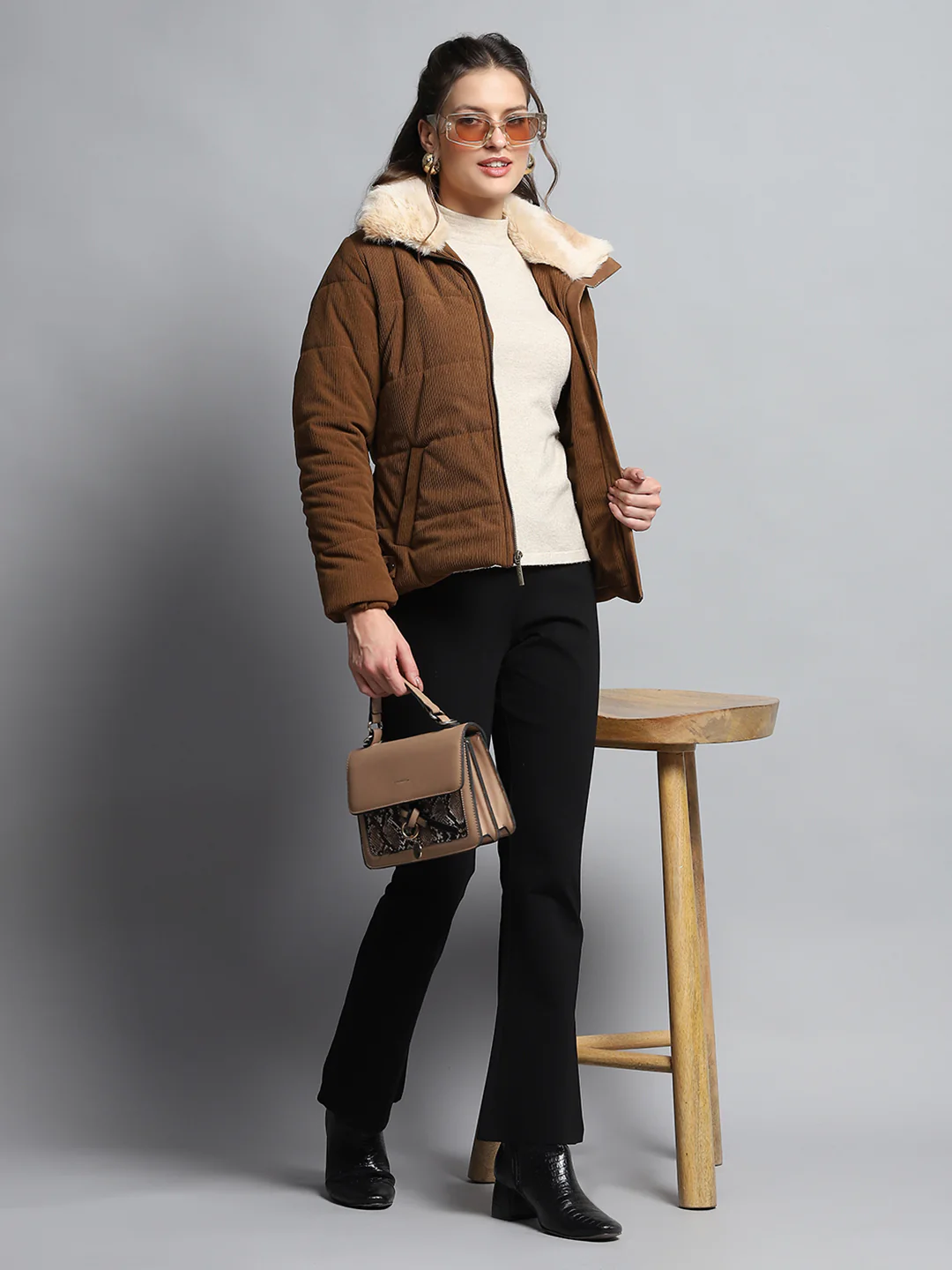 Women Khaki Solid Collar Full Sleeve Jacket - Image 2