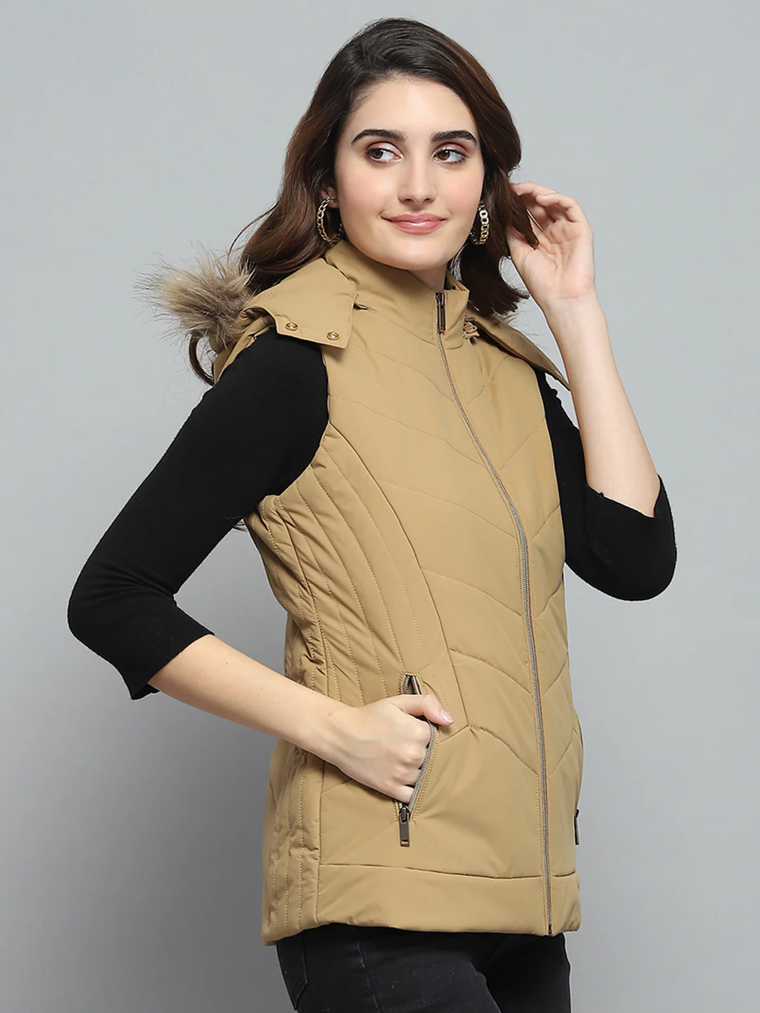 Women Khaki Solid Detachable Hood Sleeveless Jacket - Image 4