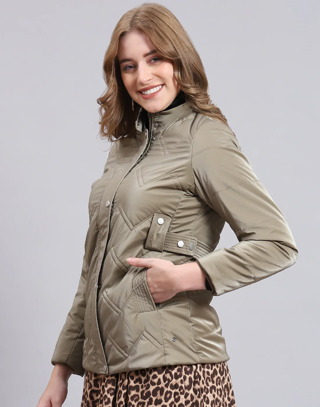 Women Khaki Solid Stand Collar Full Sleeve Jacket - Image 4