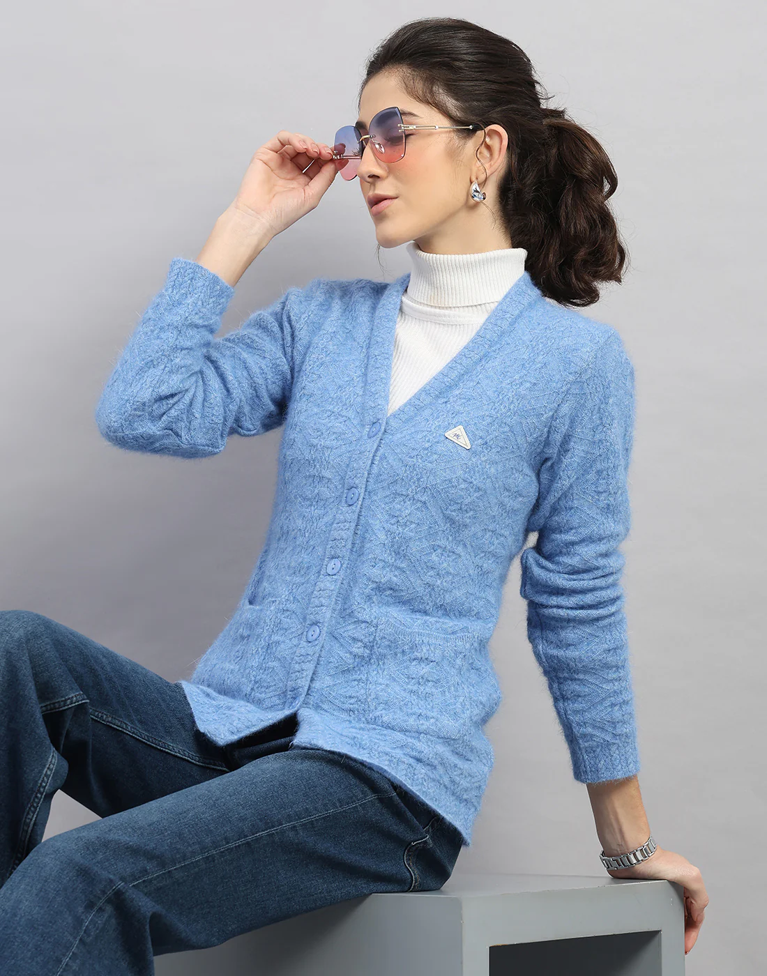 Women Light Blue Self Design V Neck Full Sleeve Cardigan - Image 6