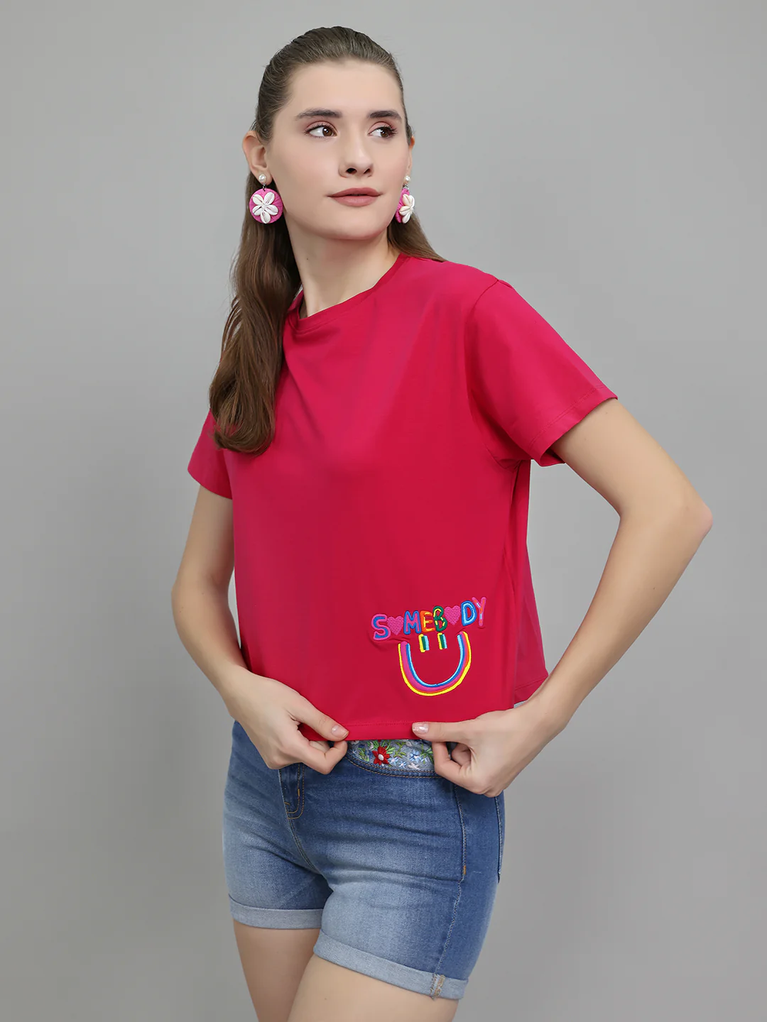 Women Magenta Embroidered Round Neck Half Sleeve Top - Image 2