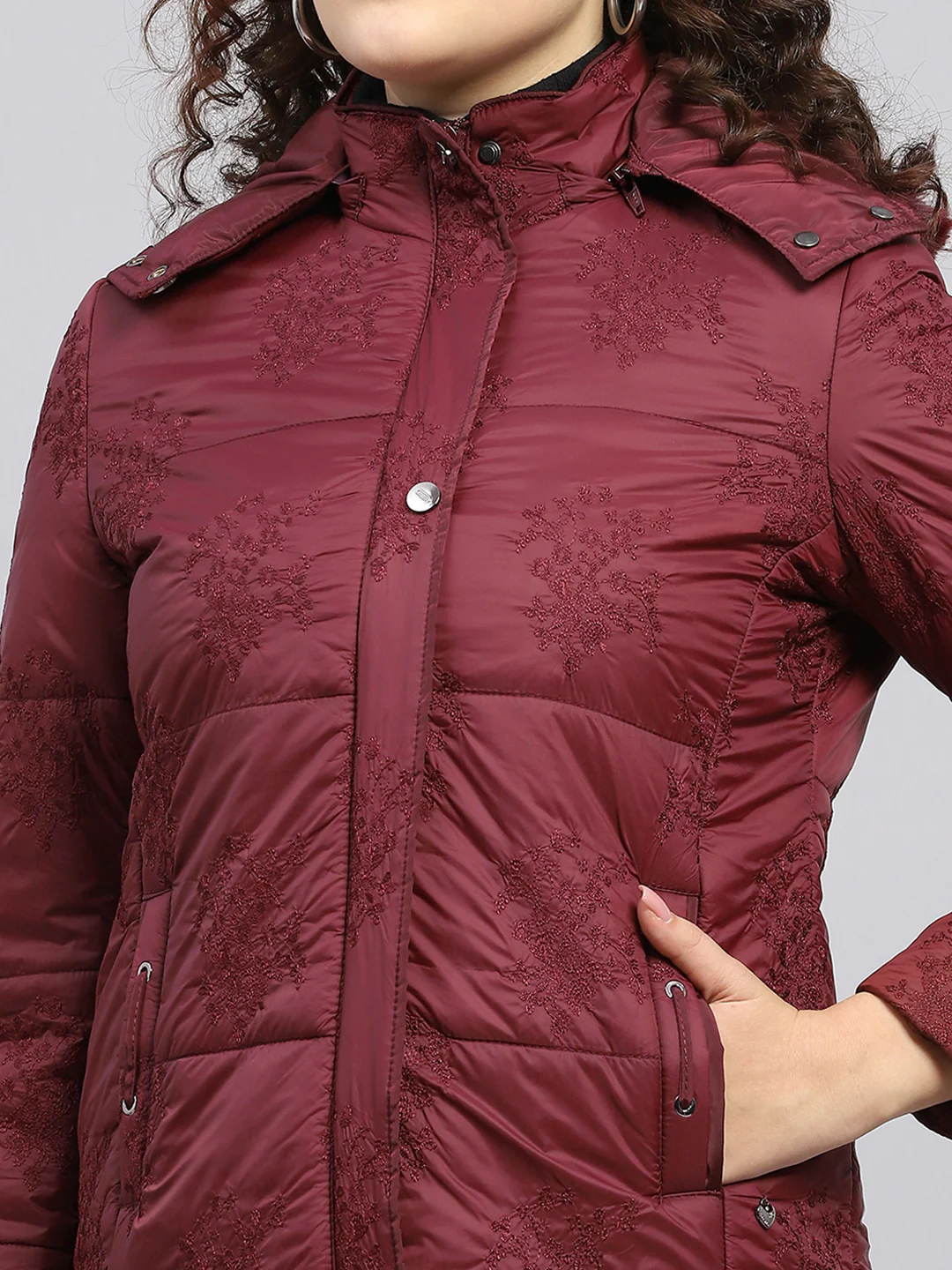 Women Maroon Embroidered Detachable Hood Full Sleeve Jacket - Image 7