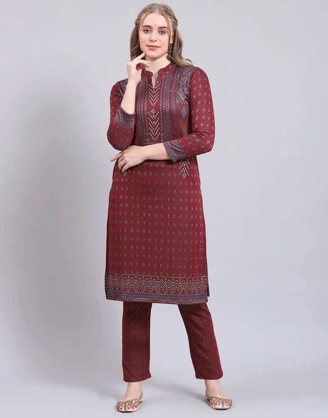 Women Maroon Printed Collar Full Sleeve Kurtis Set - Image 3
