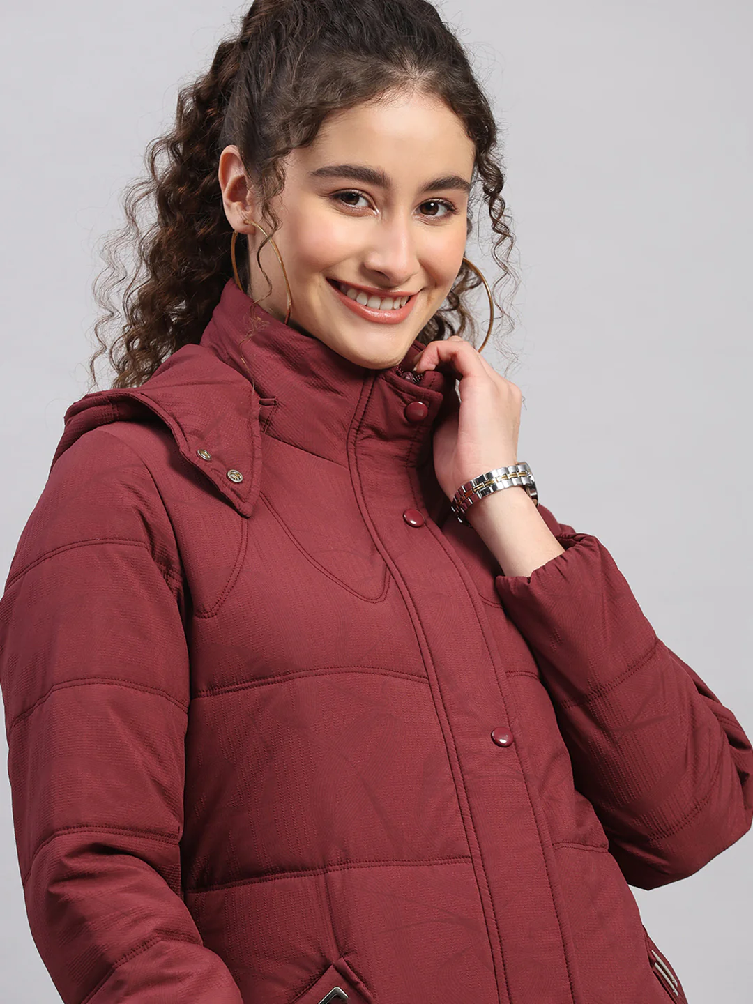 Women Maroon Printed Hooded Full Sleeve Jacket - Image 7