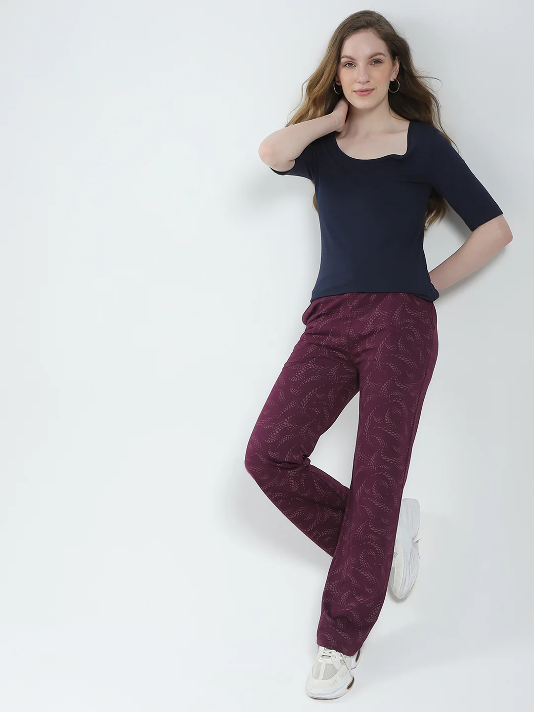 Women Maroon Printed Regular Fit Lower - Image 2