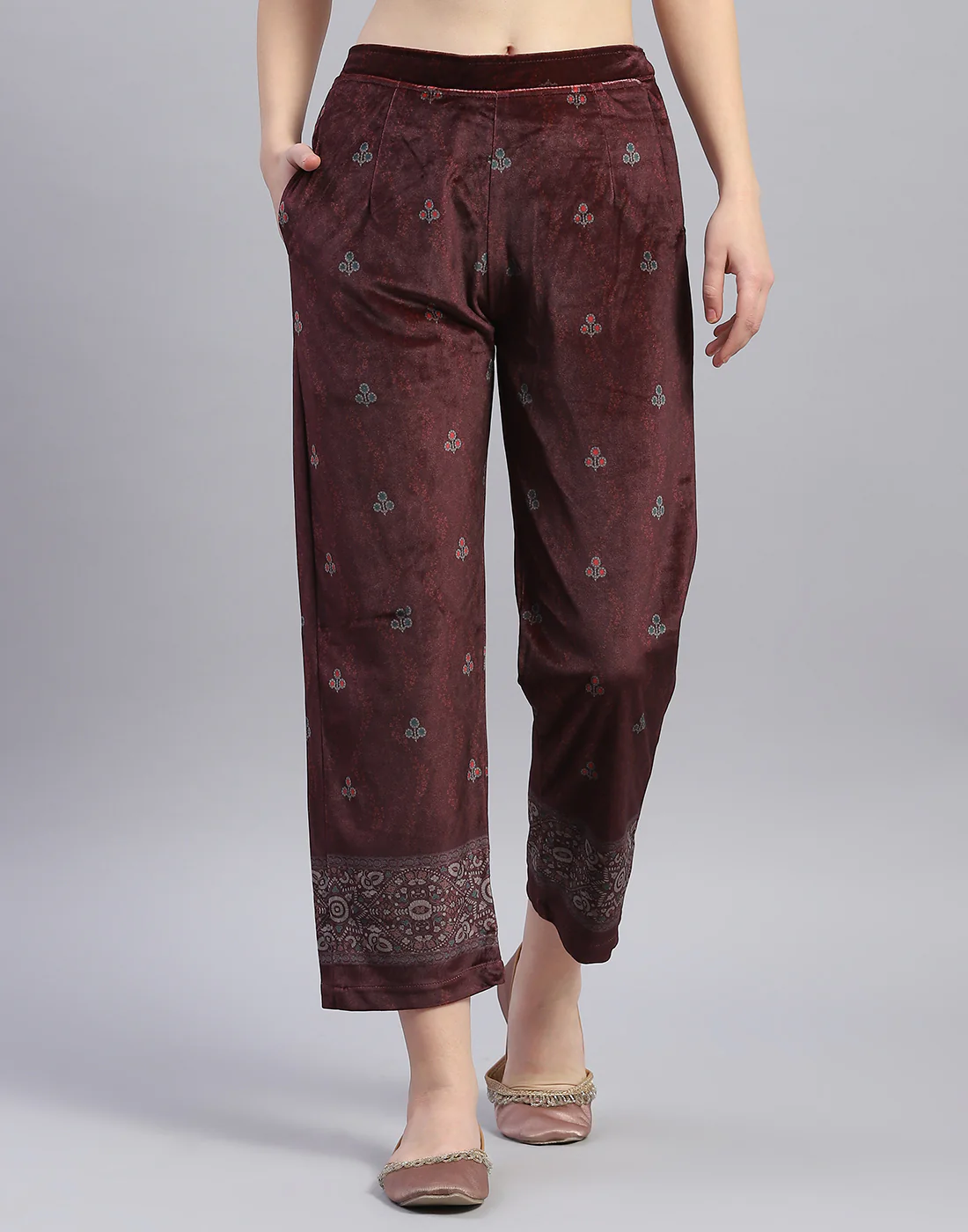 Women Maroon Printed Round Neck Full Sleeve Kurti+Lower Set - Image 7