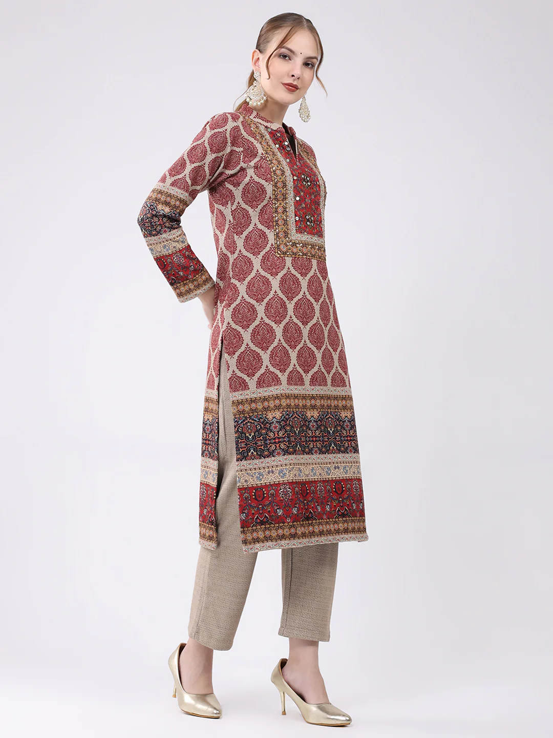 Women Maroon Printed Round Neck Full Sleeve Kurti Set for Winter - Image 4