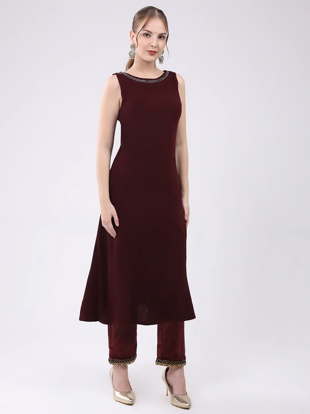 Women Maroon Printed Round Neck Sleeveless Kurti with Shrug (2 Pc set) - Image 6