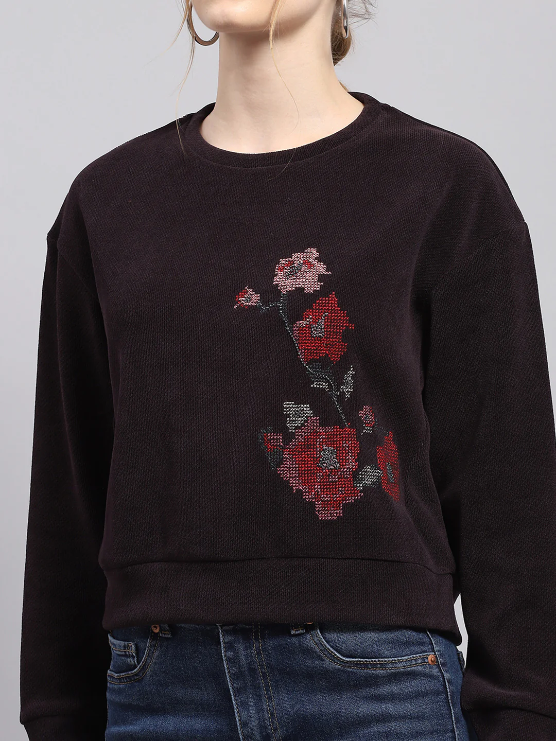 Women Maroon Printed Round Neck Full Sleeve Sweatshirt - Image 6
