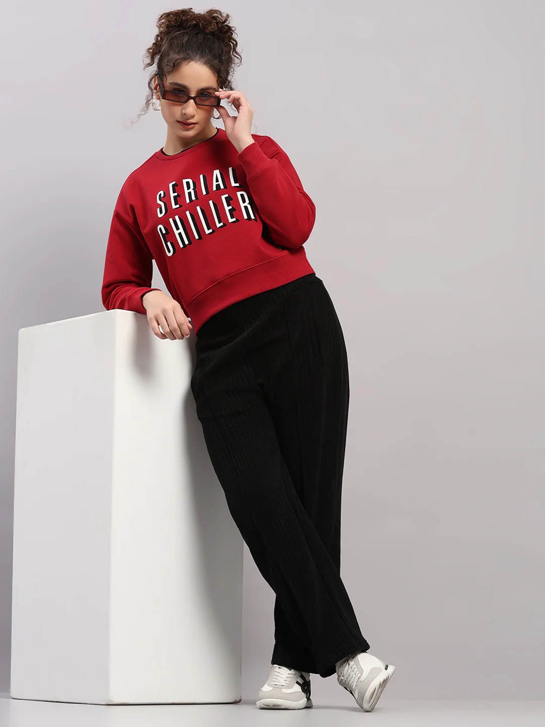 Women Maroon Printed Round Neck Full Sleeve Sweatshirt - Image 2