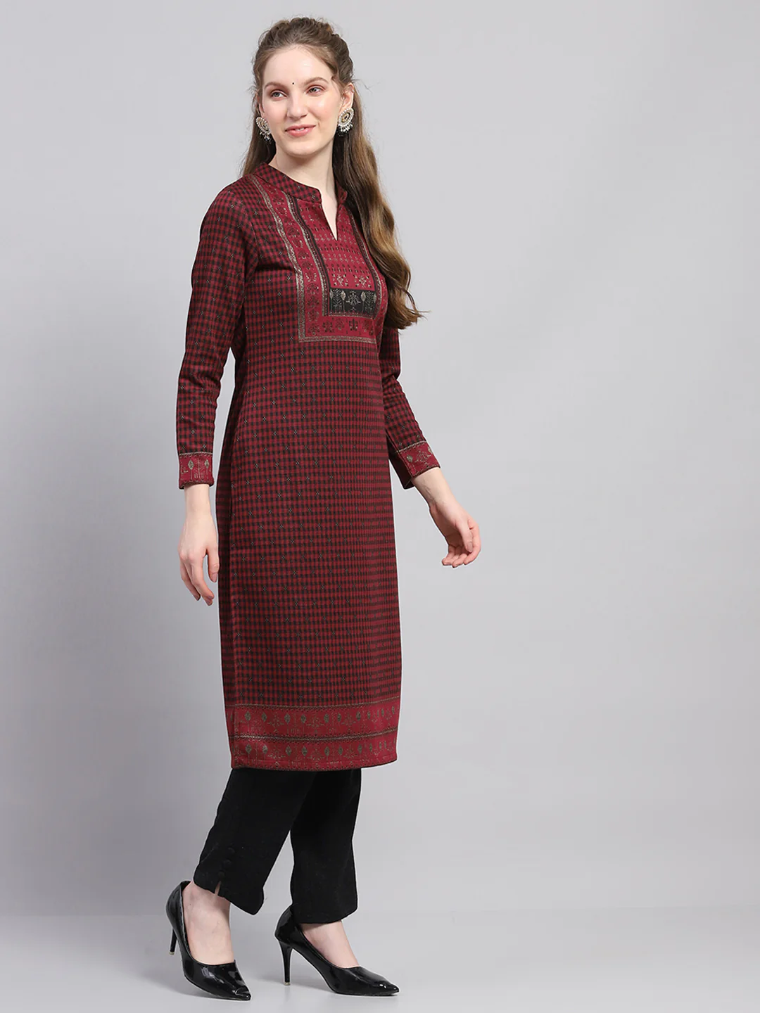Women Maroon Printed Round Neck Full Sleeve Winter Kurti - Image 4