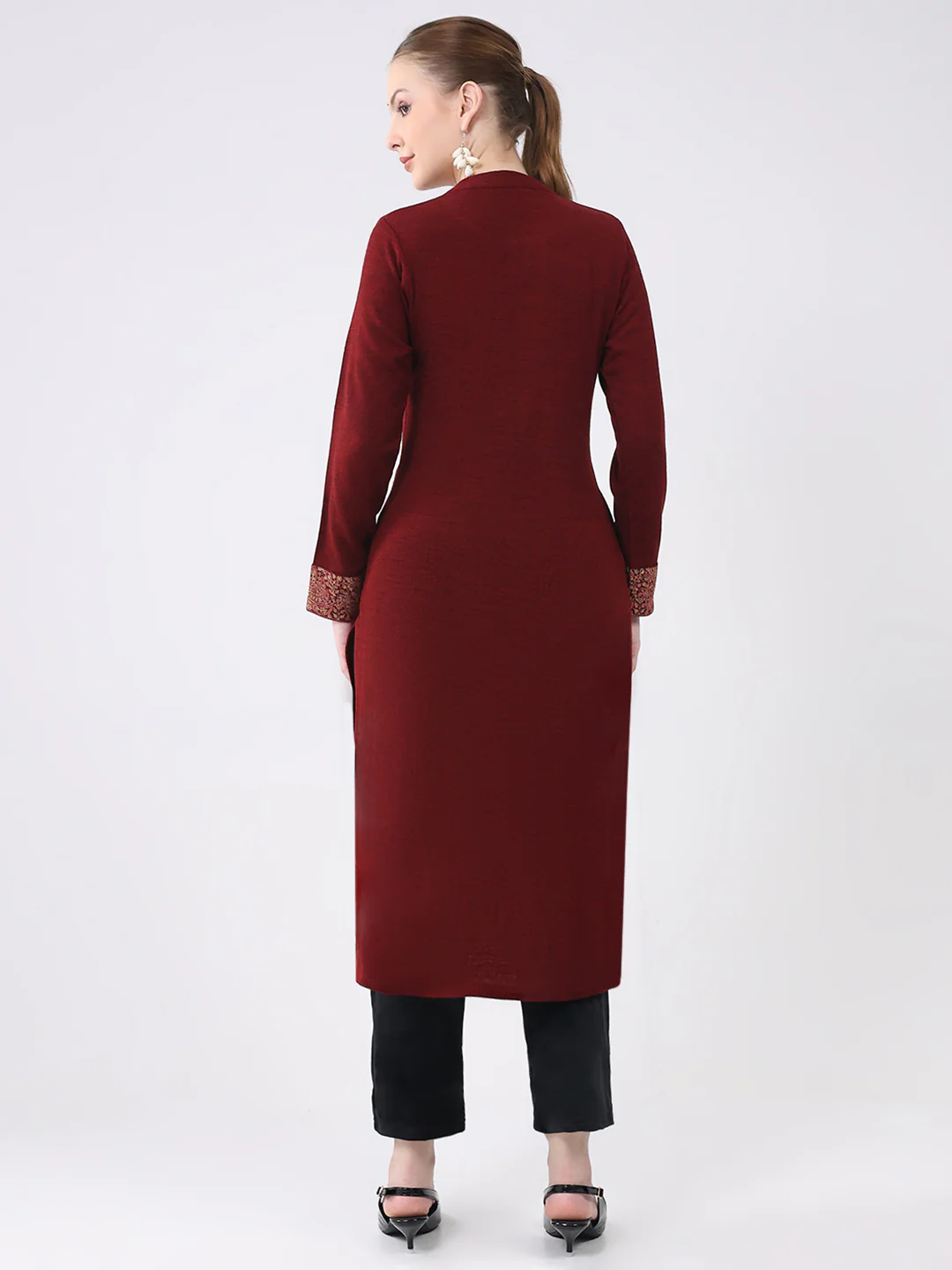 Women Maroon Printed Round Neck Full Sleeve Winter Kurti - Image 5