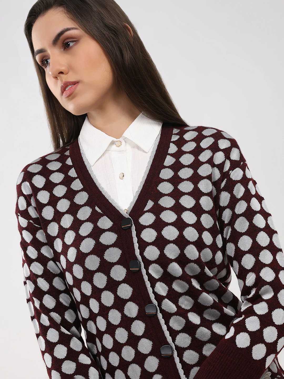 Women Maroon Printed V Neck Full Sleeve Cardigan - Image 6