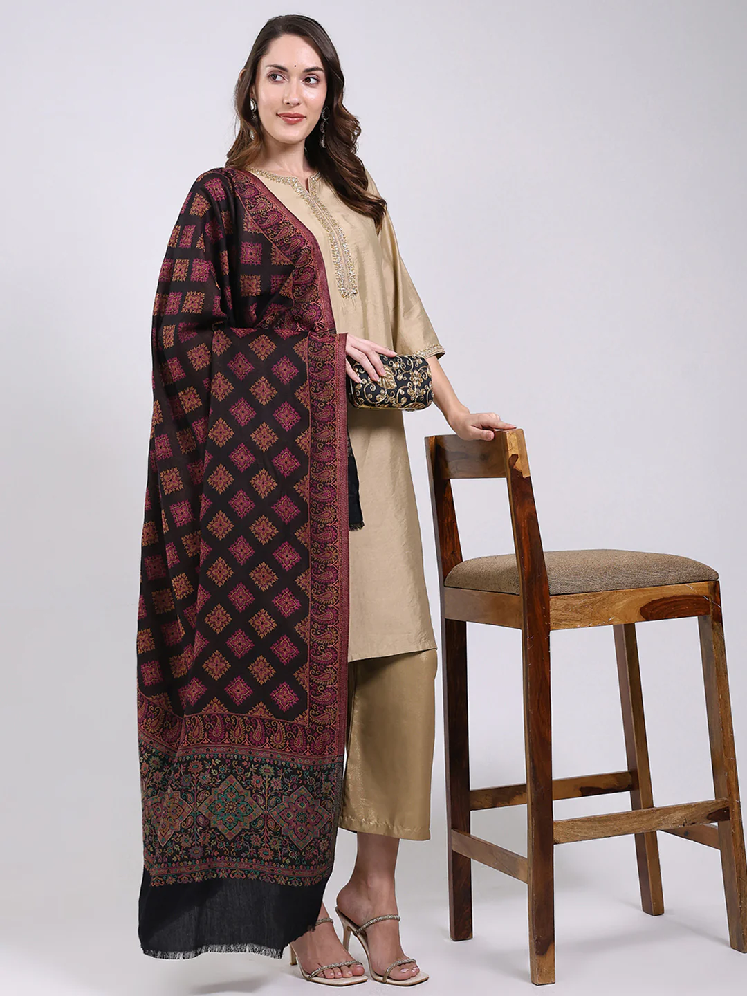 Women Maroon Printed Wool Blend Shawl - Image 5