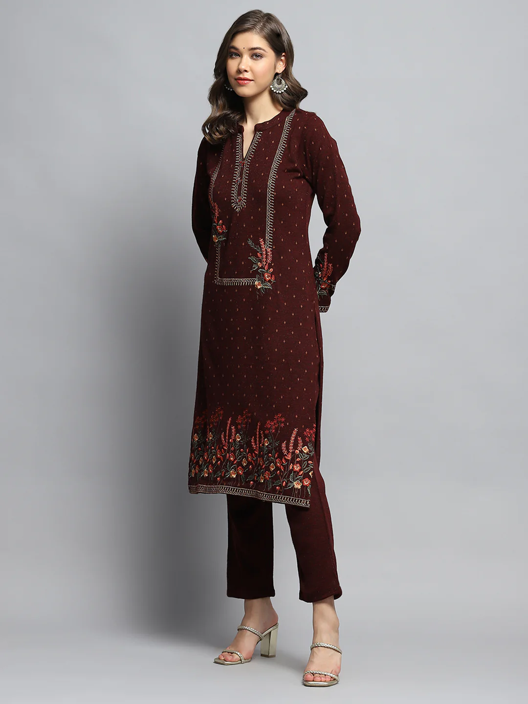 Women Maroon Self Design Round Neck Full Sleeve Kurti Set - Image 4
