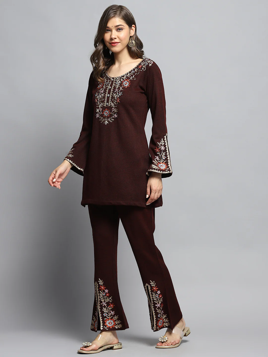Women Maroon Self Design Round Neck Full Sleeve Kurti Set - Image 4
