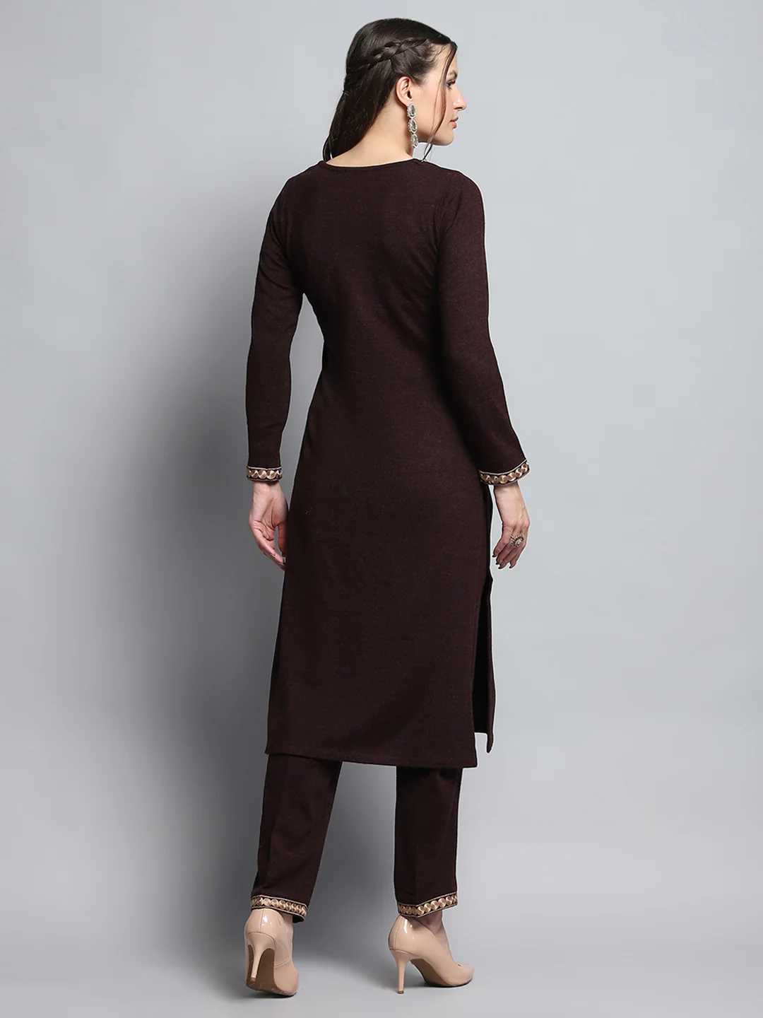 Women Maroon Self Design Round Neck Full Sleeve Kurti Set for Winter - Image 2