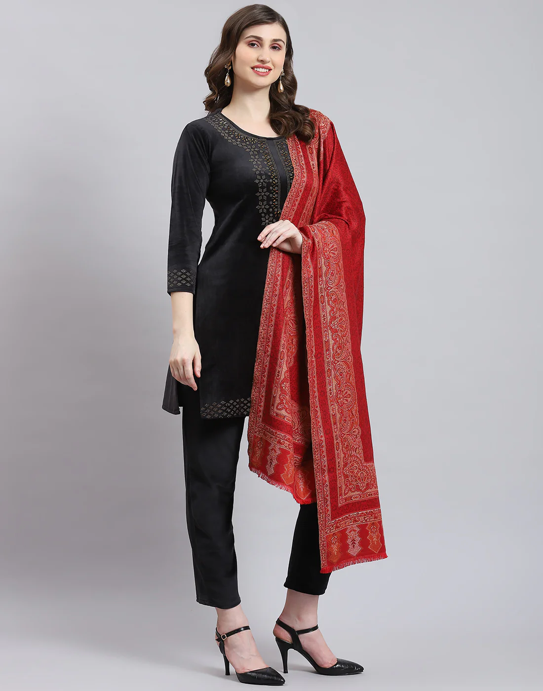 Women Maroon Self Design Shawl - Image 4