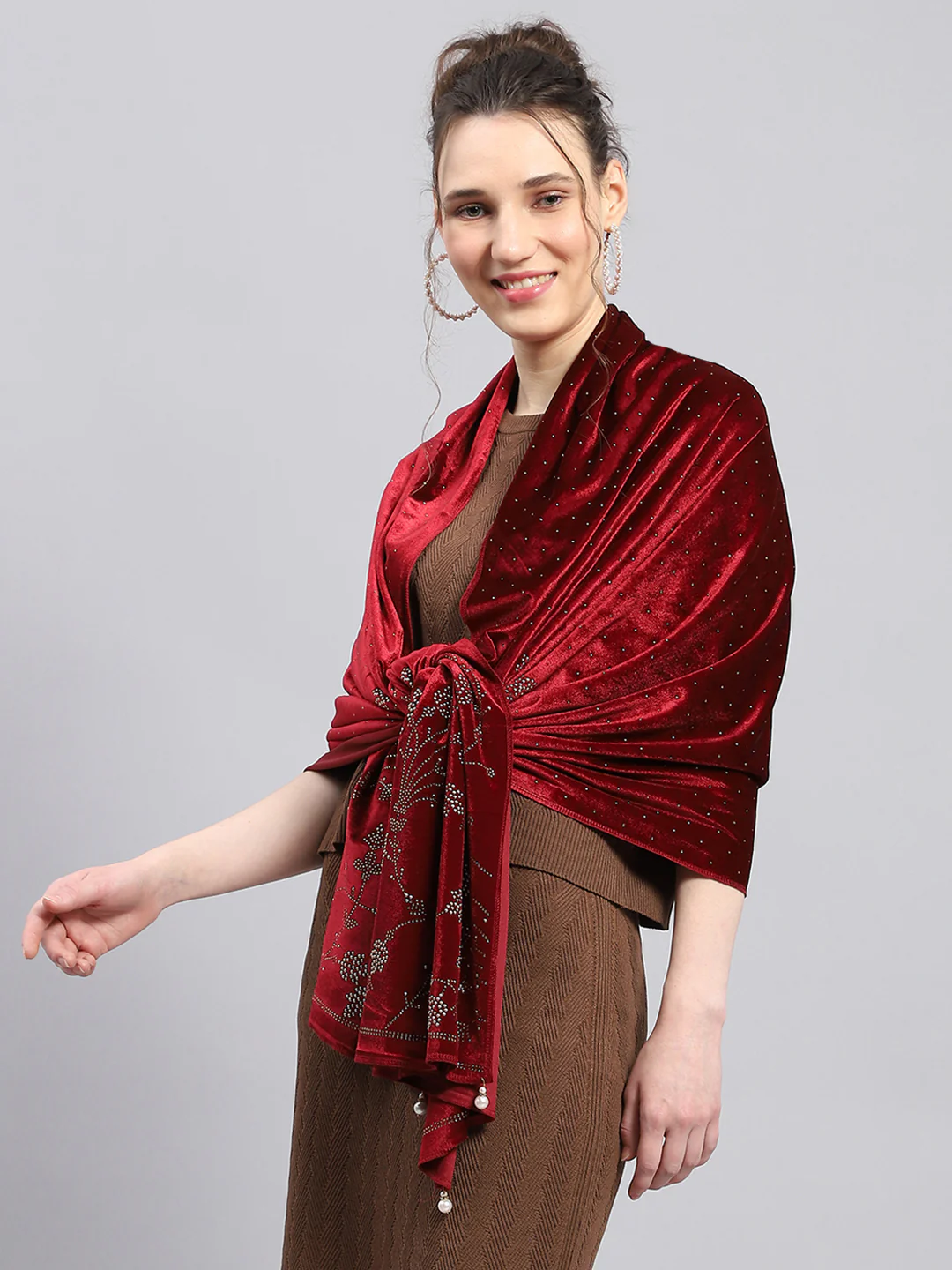 Women Maroon Self Design Stole - Image 4