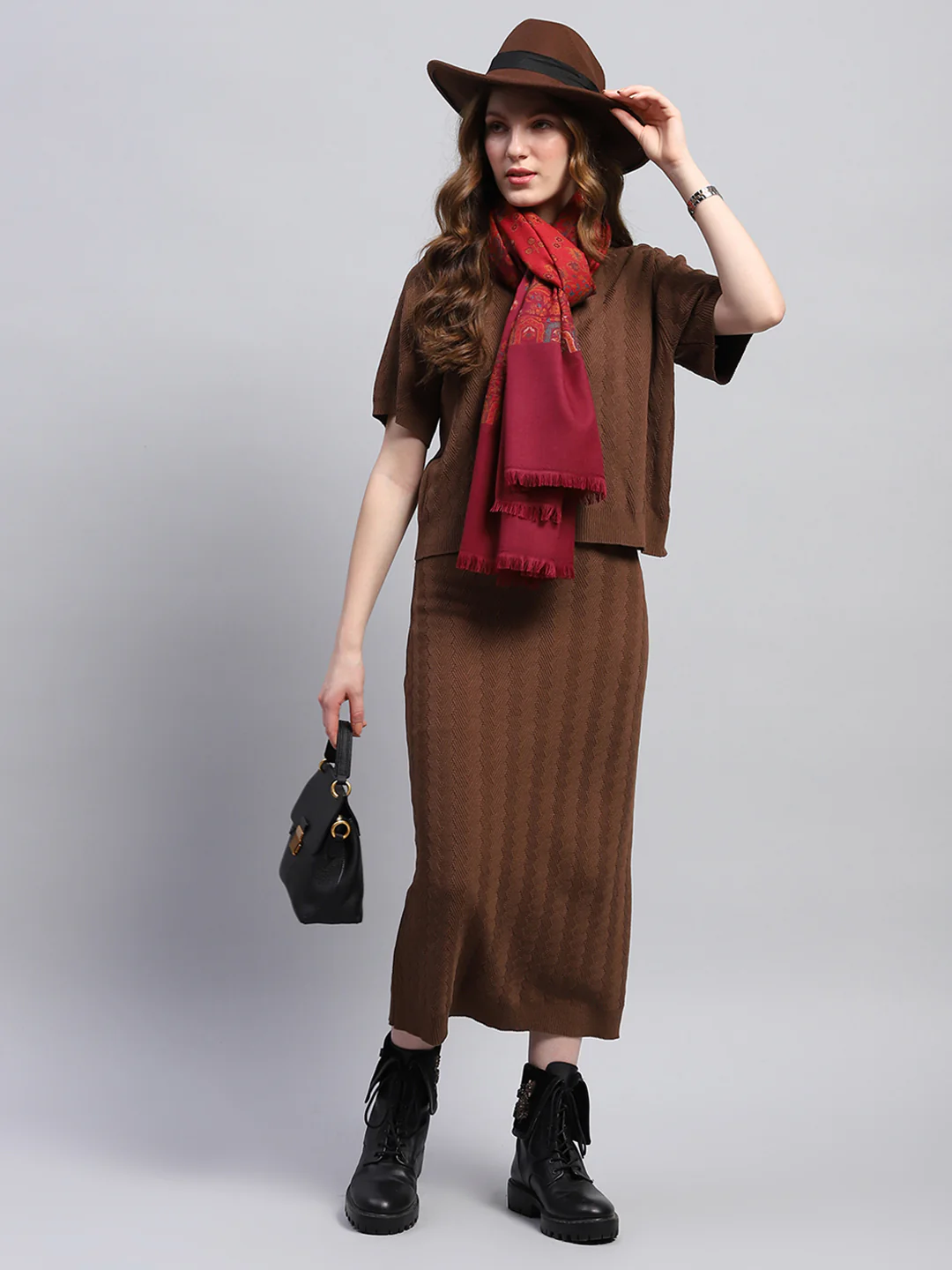 Women Maroon Self Design Stole - Image 2