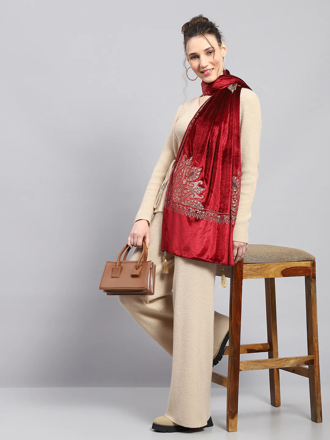 Women Maroon Self Design Stole - Image 2