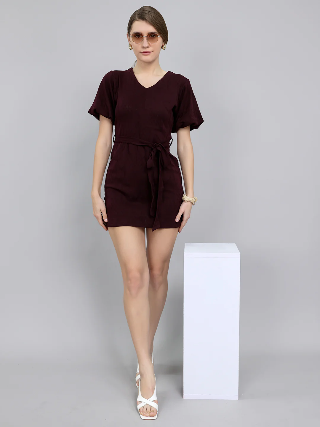 Women Maroon Self Design V Neck Half Sleeve Dress - Image 6