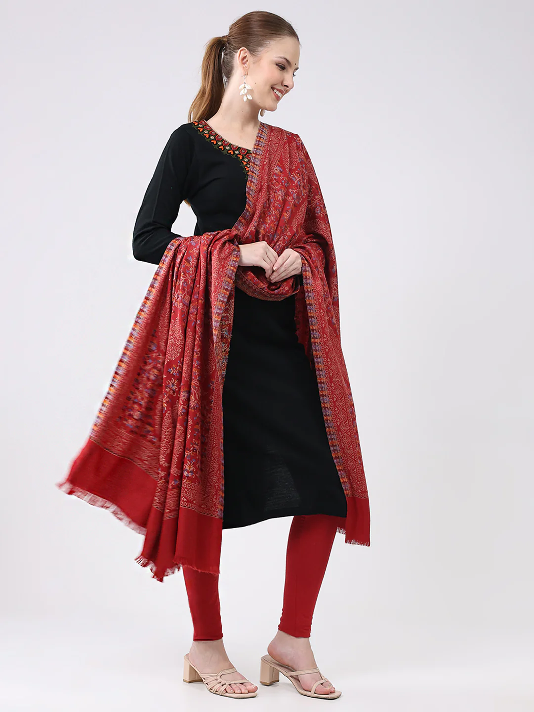 Women Maroon Self Design Wool Shawl - Image 4