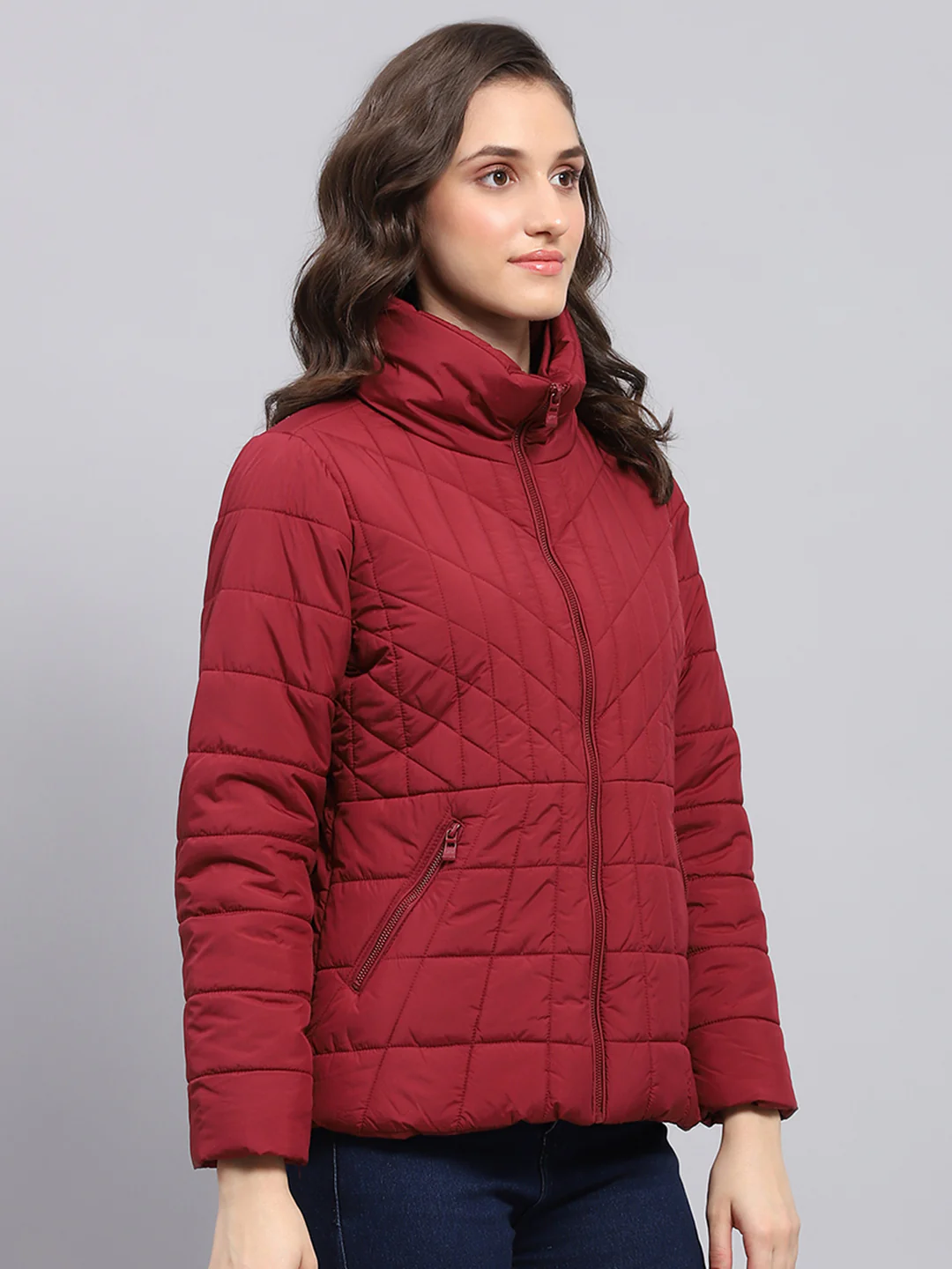 Women Maroon Solid High Neck Full Sleeve Heating Jacket - Image 4