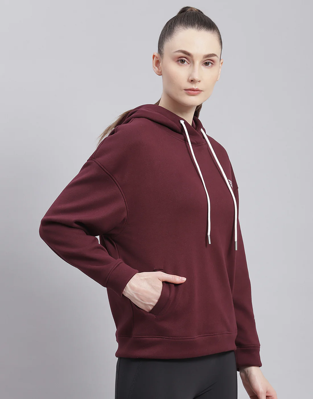 Rock.it Women Maroon Solid Hooded Full Sleeve Sweatshirt - Image 4