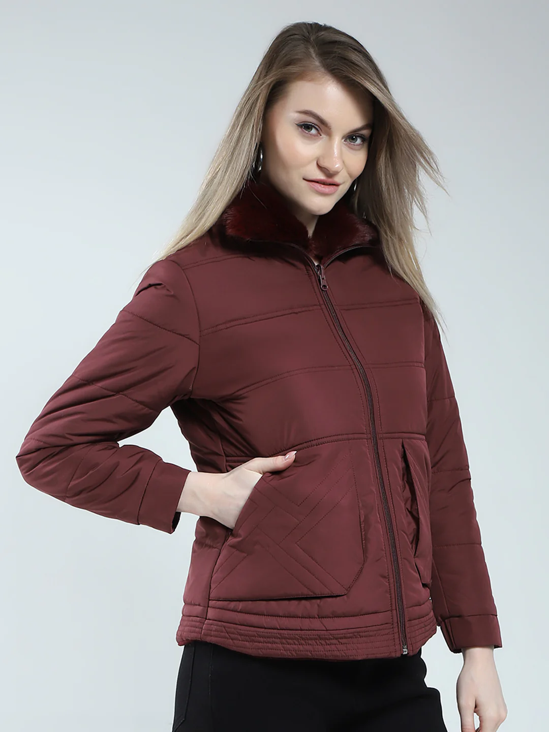 Women Maroon Solid Mock Neck Full Sleeve Reversible Jacket - Image 4