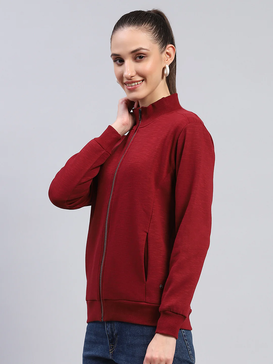 Women Maroon Solid Mock Neck Full Sleeve Sweatshirt - Image 3