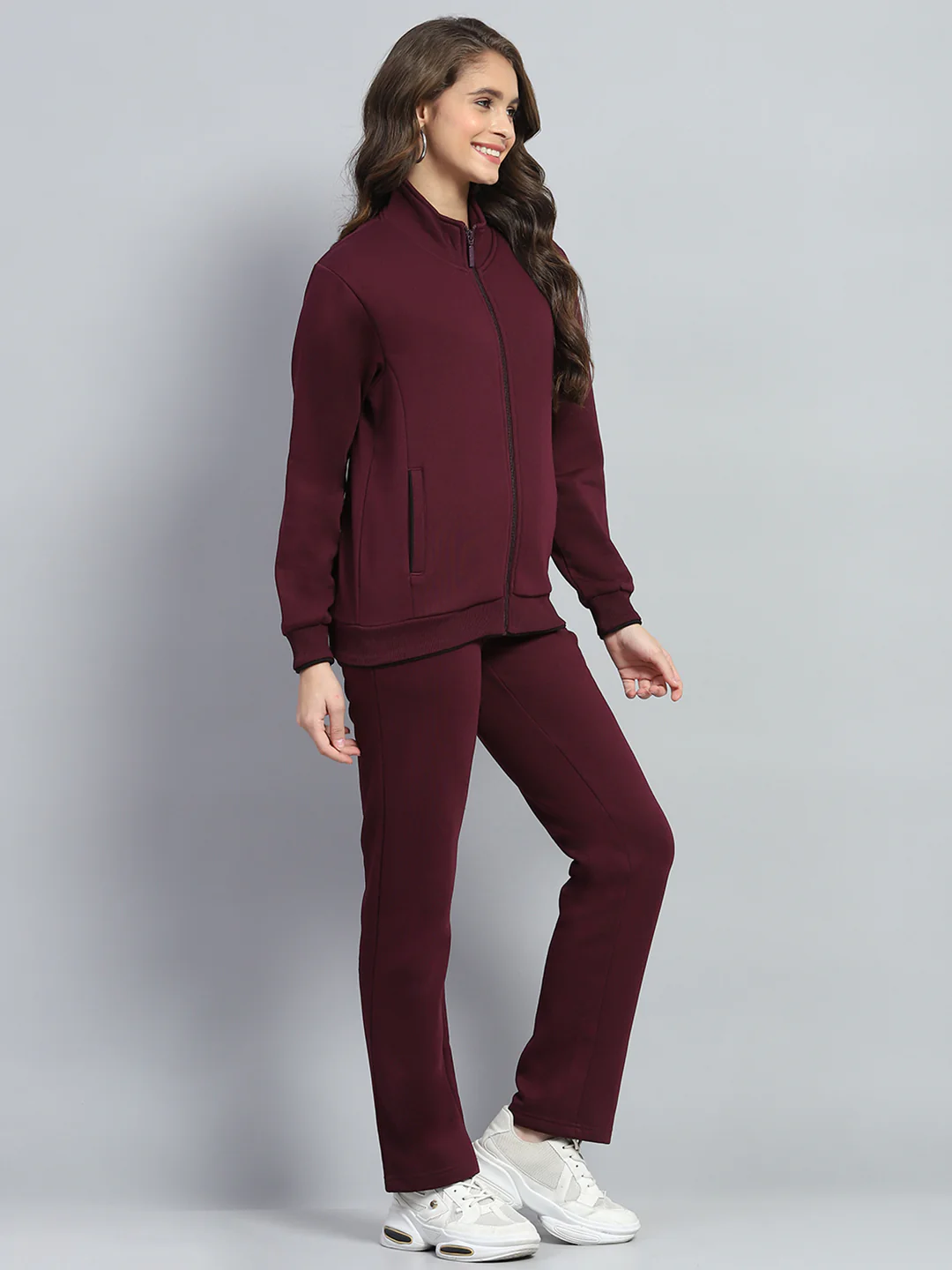 Women Maroon Solid Mock Neck Full Sleeve Winter Tracksuit - Image 4