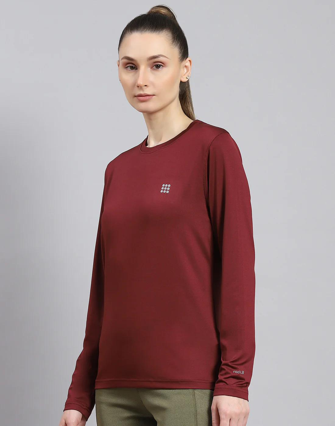 Rock.it Women Maroon Solid Round Neck Full Sleeve Top - Image 3