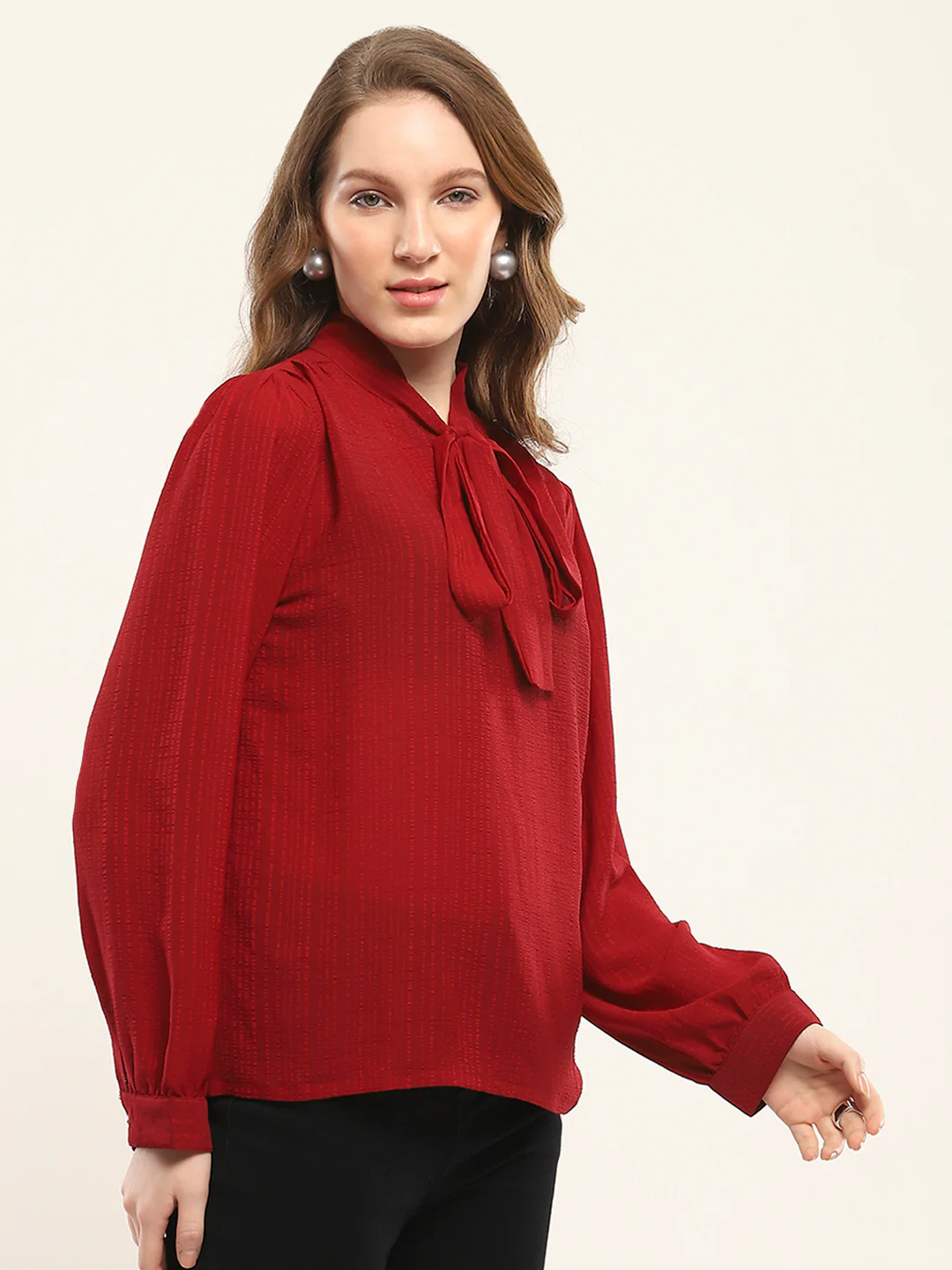 Women Maroon Solid Round Neck Full Sleeve Winte Top - Image 4