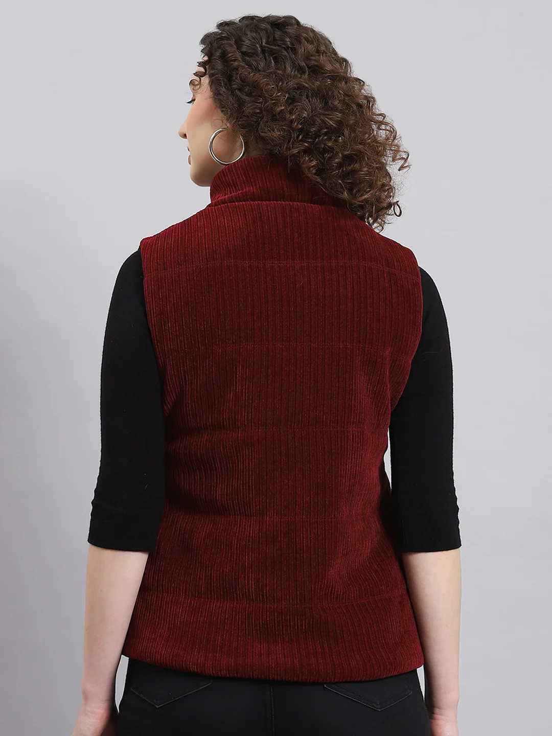Women Maroon Solid Stand Collar Sleeveless Jacket - Image 6