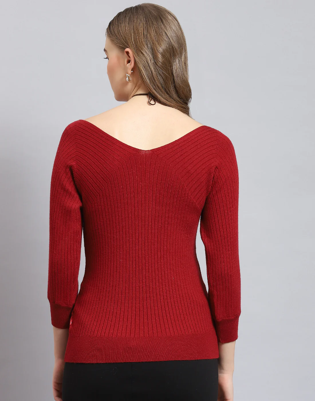 Women Maroon Solid V Neck 3/4 Sleeve Top - Image 5